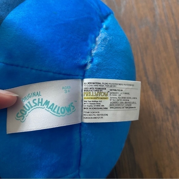 Squishmallows Disney Dory - Picture 8 of 9